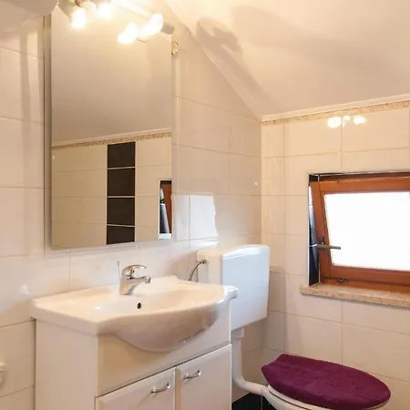 2 Bedroom Beautiful In
